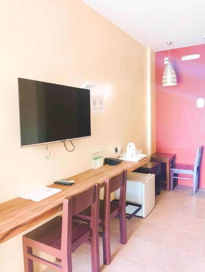 Marzon Hotel Kalibo Kültér fotó