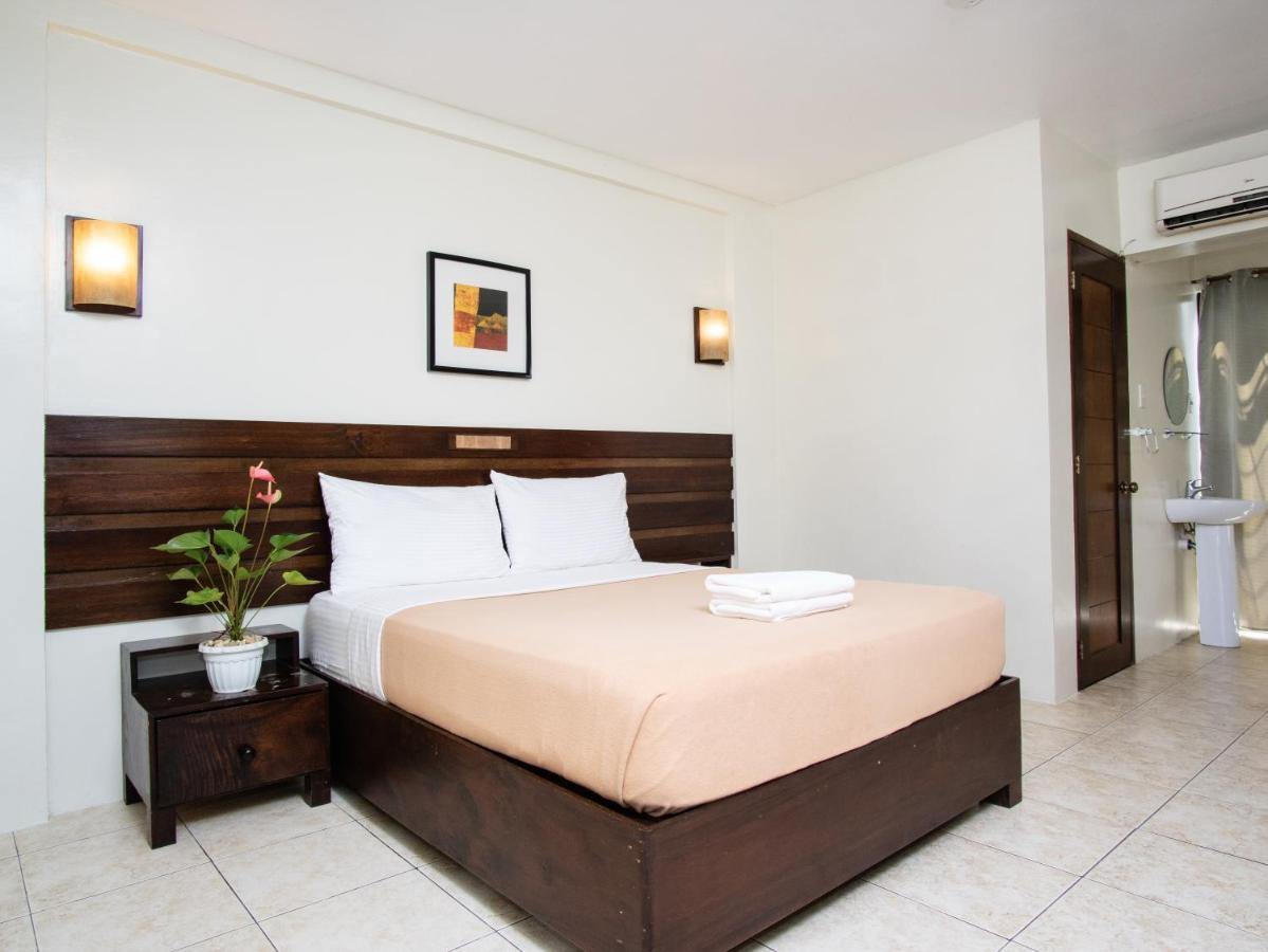 Marzon Hotel Kalibo Kültér fotó